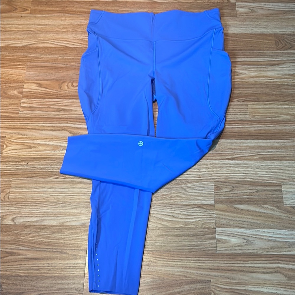 Lululemon reflective detail leggings